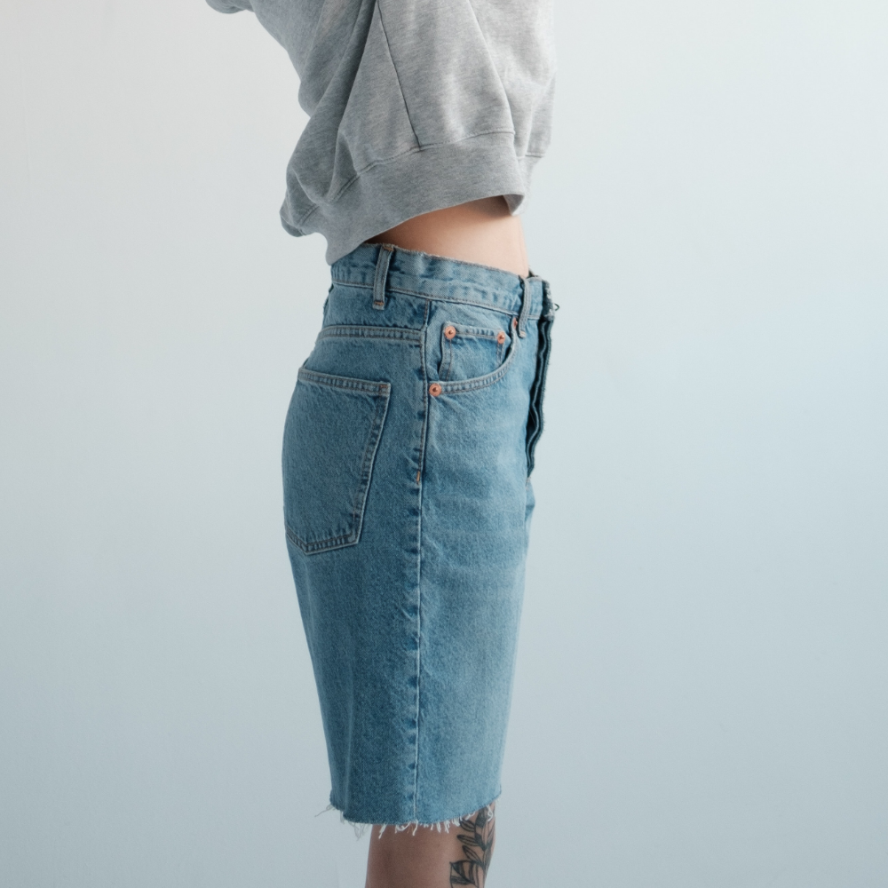 מכופתרת מחויטת לקסי - לבן, L