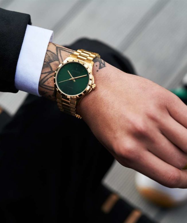 החלפת סוללה בשעון